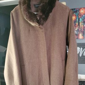 Brand new W/out tags Jones Newyork winter coat